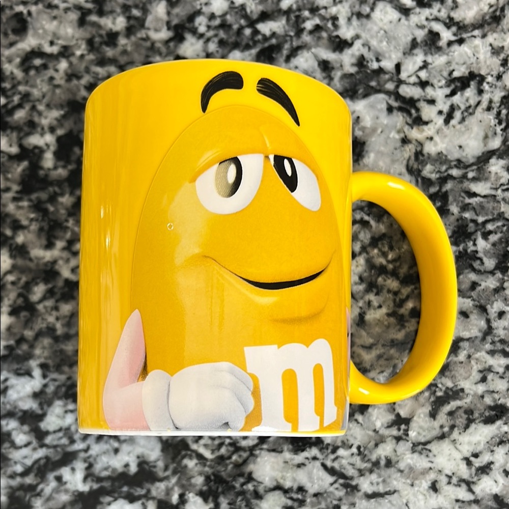 M&M 'EASILY IMPRESSED' Yellow Coffee Mug